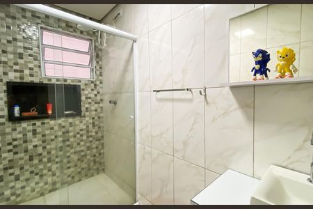Casa para alugar com 200m², 2 quartos e 1 vaga Casa para alugar com 200m², 2 quartos e 1 vagaBanheiro