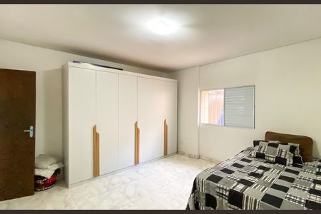 Casa para alugar com 200m², 2 quartos e 1 vaga Casa para alugar com 200m², 2 quartos e 1 vagaQuarto 2