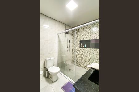 Casa para alugar com 200m², 2 quartos e 1 vaga Casa para alugar com 200m², 2 quartos e 1 vagaBanheiro da Suíte