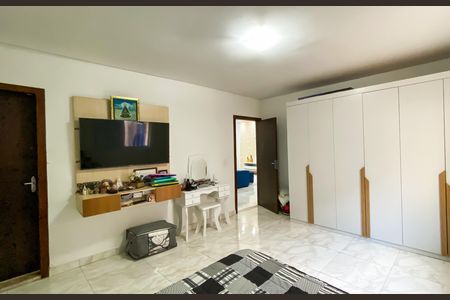 Casa para alugar com 200m², 2 quartos e 1 vaga Casa para alugar com 200m², 2 quartos e 1 vagaQuarto 2