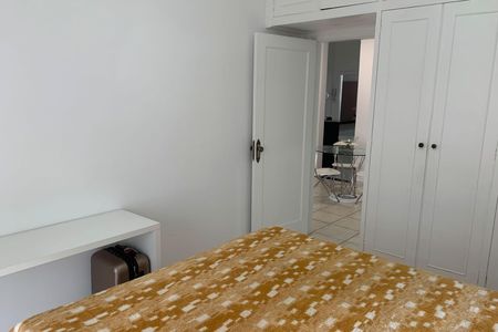 Quarto de apartamento para alugar com 1 quarto, 65m² em Boqueirão, Santos
