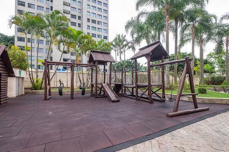 Apartamento à venda com 121m², 3 quartos e 2 vagas Apartamento à venda com 121m², 3 quartos e 2 vagasPlayground