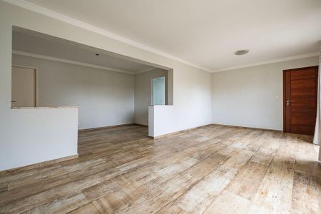 Sala de apartamento à venda com 3 quartos, 121m² em Alto de Pinheiros, São Paulo