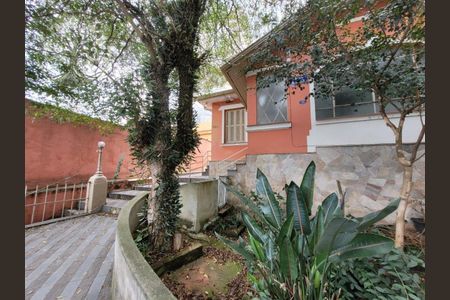 Área externa de casa à venda com 3 quartos, 233m² em Vila Guiomar, Santo André