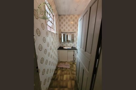 Banheiro de casa à venda com 3 quartos, 233m² em Vila Guiomar, Santo André