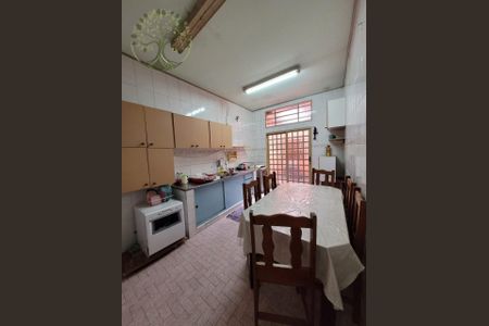 Cozinha de casa à venda com 3 quartos, 233m² em Vila Guiomar, Santo André