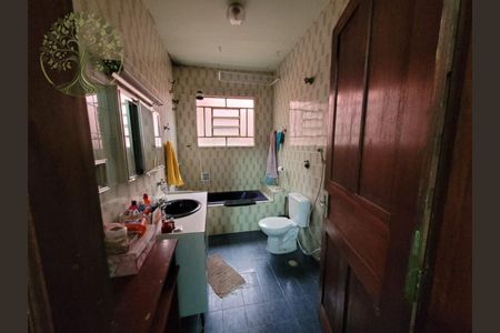 Banheiro de casa à venda com 3 quartos, 233m² em Vila Guiomar, Santo André