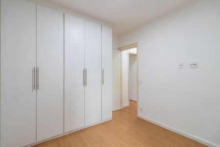 Quarto 2 de apartamento para alugar com 2 quartos, 58m² em Centro, Barueri