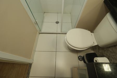 Apartamento à venda com 68m², 2 quartos e 1 vagaBanheiro Social