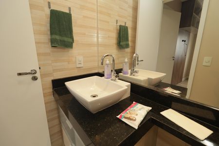 Apartamento à venda com 68m², 2 quartos e 1 vagaBanheiro da Suíte