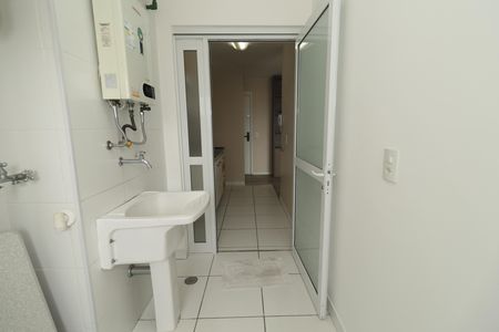 Apartamento à venda com 68m², 2 quartos e 1 vagaÁrea de Serviço