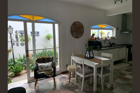 Cozinha de casa à venda com 3 quartos, 300m² em Nova Campinas, Campinas