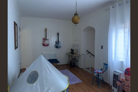 Casa à venda com 300m², 3 quartos e 4 vagasQuarto