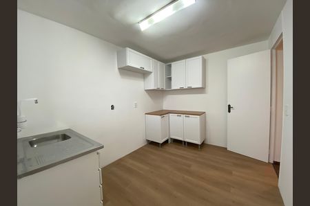 Cozinha de apartamento à venda com 2 quartos, 52m² em Jardim Bonfiglioli, São Paulo