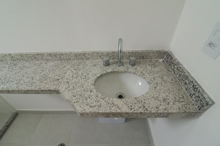 Apartamento à venda com 59m², 2 quartos e sem vagaBanheiro da Suíte