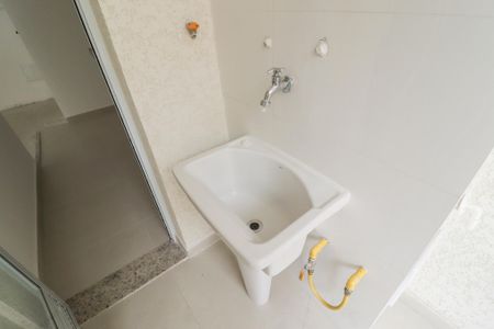 Apartamento à venda com 59m², 2 quartos e sem vagaCozinha e Área de Serviço