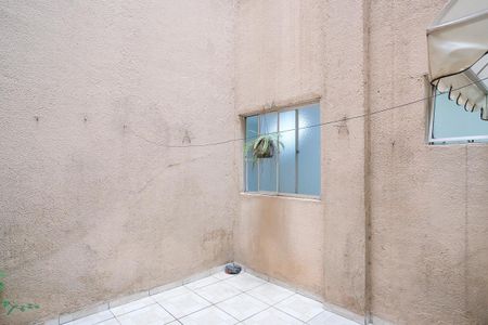 Apartamento à venda com 80m², 2 quartos e 1 vagaÁrea de serviço