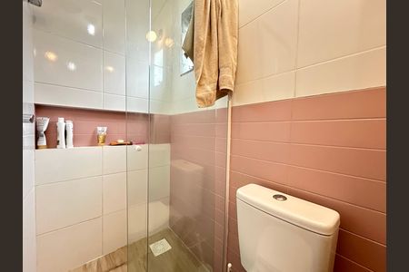 Banheiro de apartamento para alugar com 1 quarto, 37m² em Campeche Leste, Florianópolis