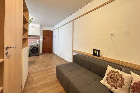 Sala de apartamento para alugar com 1 quarto, 37m² em Campeche Leste, Florianópolis