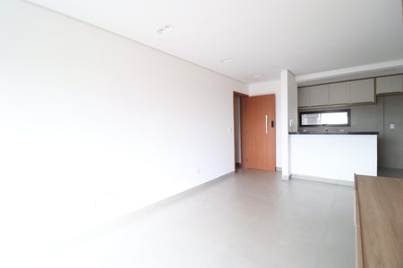 Sala de apartamento para alugar com 3 quartos, 95m² em Cazeca, Uberlândia