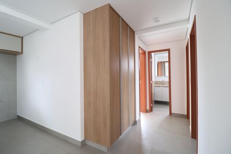 Apartamento para alugar com 95m², 3 quartos e 2 vagasCorredor - Armário