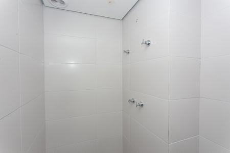 Apartamento para alugar com 75m², 2 quartos e 1 vaga Apartamento para alugar com 75m², 2 quartos e 1 vagaBanheiro Social