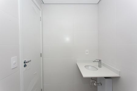 Apartamento para alugar com 70m², 2 quartos e 1 vaga Apartamento para alugar com 70m², 2 quartos e 1 vagaBanheiro da Suíte