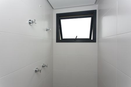 Banheiro da Suíte de apartamento para alugar com 2 quartos, 70m² em Vila Dom Pedro I, São Paulo