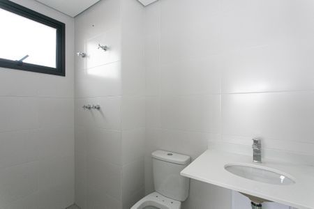Apartamento para alugar com 70m², 2 quartos e 1 vaga Apartamento para alugar com 70m², 2 quartos e 1 vagaBanheiro da Suíte