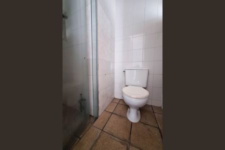 Casa de condomínio à venda com 380m², 3 quartos e 6 vagas Casa de condomínio à venda com 380m², 3 quartos e 6 vagasBanheiro 1