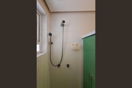 Casa de condomínio à venda com 380m², 3 quartos e 6 vagas Casa de condomínio à venda com 380m², 3 quartos e 6 vagasBanheiro 3