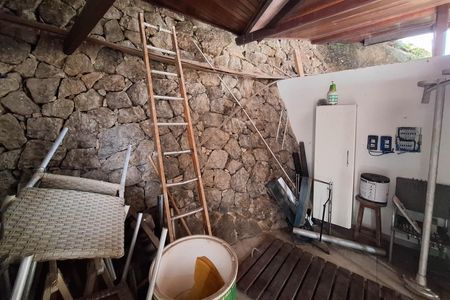 Quarto de Serviço de casa de condomínio à venda com 3 quartos, 380m² em Piratininga, Niterói