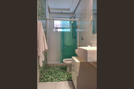 Casa de condomínio à venda com 380m², 3 quartos e 6 vagas Casa de condomínio à venda com 380m², 3 quartos e 6 vagasBanheiro 3