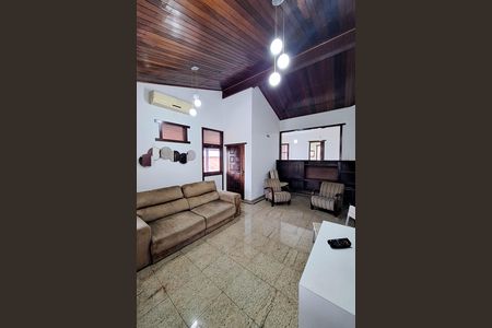 Casa de condomínio à venda com 380m², 3 quartos e 6 vagas Casa de condomínio à venda com 380m², 3 quartos e 6 vagasSala 1