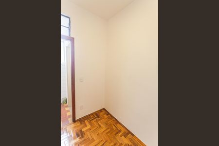 Apartamento para alugar com 100m², 3 quartos e 1 vaga Apartamento para alugar com 100m², 3 quartos e 1 vagaQuarto de Serviço