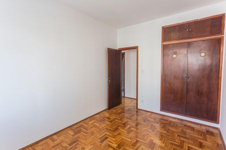 Apartamento para alugar com 100m², 3 quartos e 1 vaga Apartamento para alugar com 100m², 3 quartos e 1 vagaQuarto 1