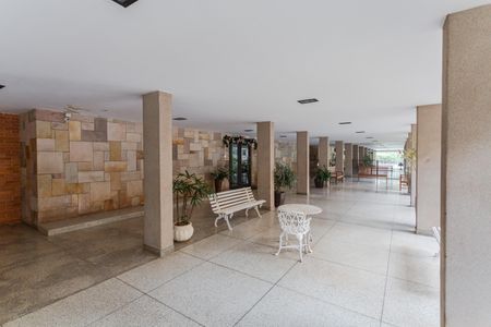 Apartamento para alugar com 100m², 3 quartos e 1 vaga Apartamento para alugar com 100m², 3 quartos e 1 vagaHall de entrada