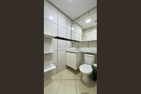 Apartamento para alugar com 73m², 3 quartos e sem vaga Apartamento para alugar com 73m², 3 quartos e sem vagaBanheiro 1