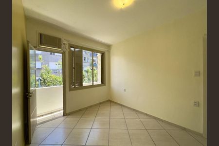 Apartamento para alugar com 73m², 3 quartos e sem vaga
