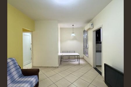 Sala de apartamento para alugar com 3 quartos, 73m² em Centro Histórico, Porto Alegre