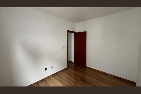 Apartamento para alugar com 110m², 2 quartos e 1 vagaQuarto 1