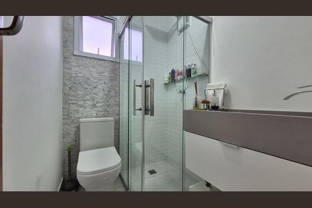 Apartamento para alugar com 100m², 2 quartos e 1 vaga Apartamento para alugar com 100m², 2 quartos e 1 vagaBanheiro