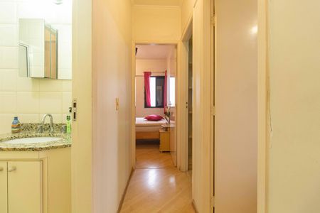 Corredor de apartamento à venda com 3 quartos, 79m² em Cambuci, São Paulo