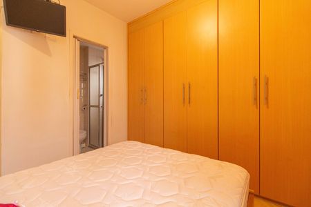 Apartamento à venda com 79m², 3 quartos e 2 vagas Apartamento à venda com 79m², 3 quartos e 2 vagasSuíte