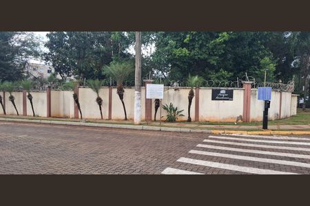 Apartamento para alugar com 60m², 2 quartos e 1 vaga Apartamento para alugar com 60m², 2 quartos e 1 vagaFachada do Condomínio