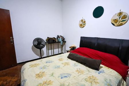 Quarto 1 de casa para alugar com 3 quartos, 250m² em Nova Cachoeirinha, Belo Horizonte