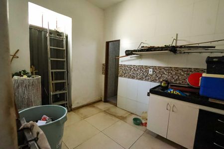 Casa para alugar com 250m², 3 quartos e 3 vagas Casa para alugar com 250m², 3 quartos e 3 vagasCozinha