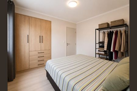 Quarto de apartamento para alugar com 2 quartos, 49m² em Rubem Berta, Porto Alegre