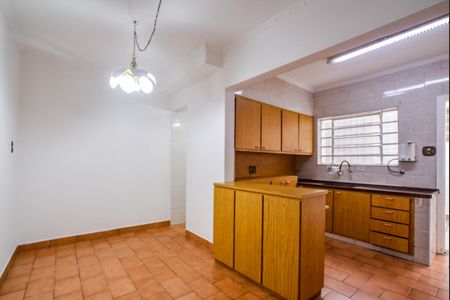Casa para alugar com 132m², 2 quartos e 2 vagas Casa para alugar com 132m², 2 quartos e 2 vagasCozinha