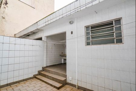 Casa para alugar com 132m², 2 quartos e 2 vagas Casa para alugar com 132m², 2 quartos e 2 vagasQuintal